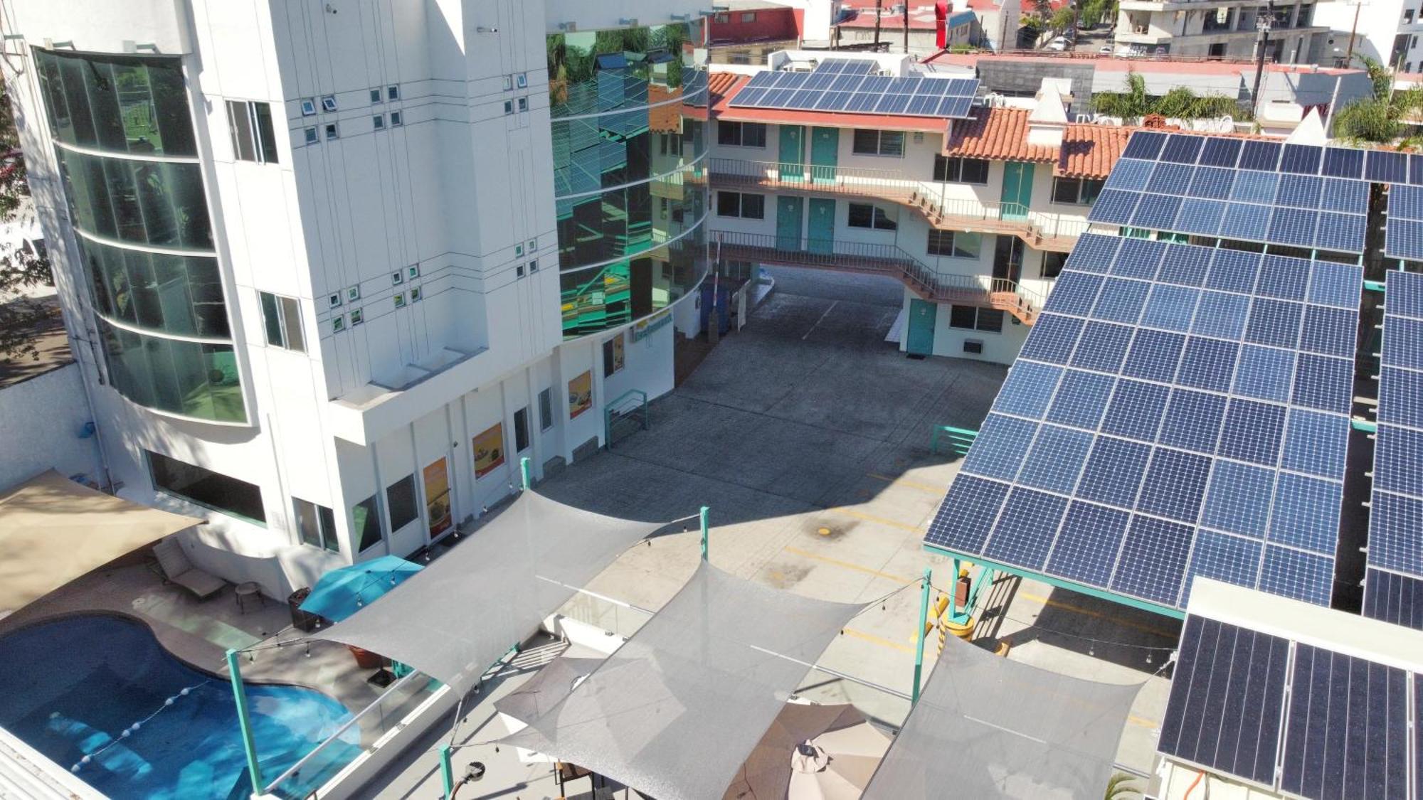 R Inn De Tijuana Exterior photo